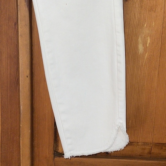 J. Jill Authentic Fit slim ankle White Denim Jeans Sz. 6 - Picture 5 of 16